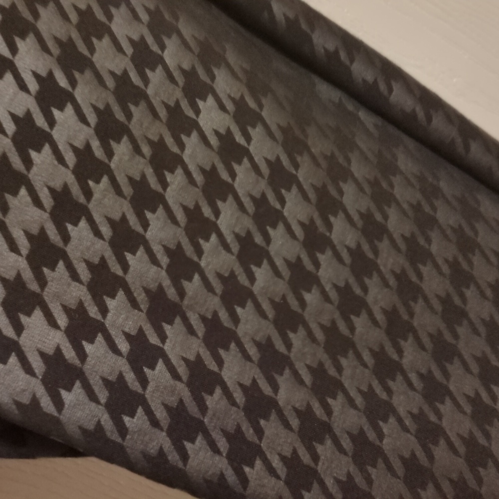 Sanctuary Black Houndstooth Pattern Size Small - image 1